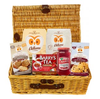 The Irish Bakers Basket (FREE Delivery to USA) image